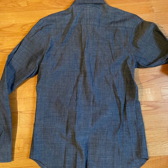 Naked & Famous Lightweight Chambray Shirt – Size Small (EUC) - Picture 6 of 6